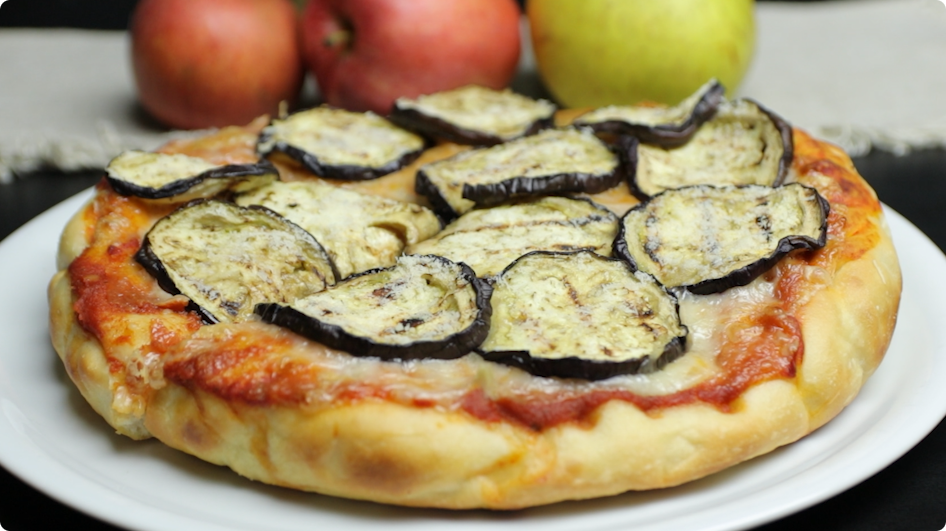 Focaccia alla parmigiana di melanzane