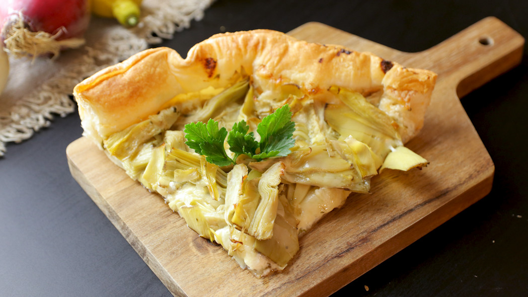 Torta salata con carciofi e Raspadura lodigiana Bella Lodi