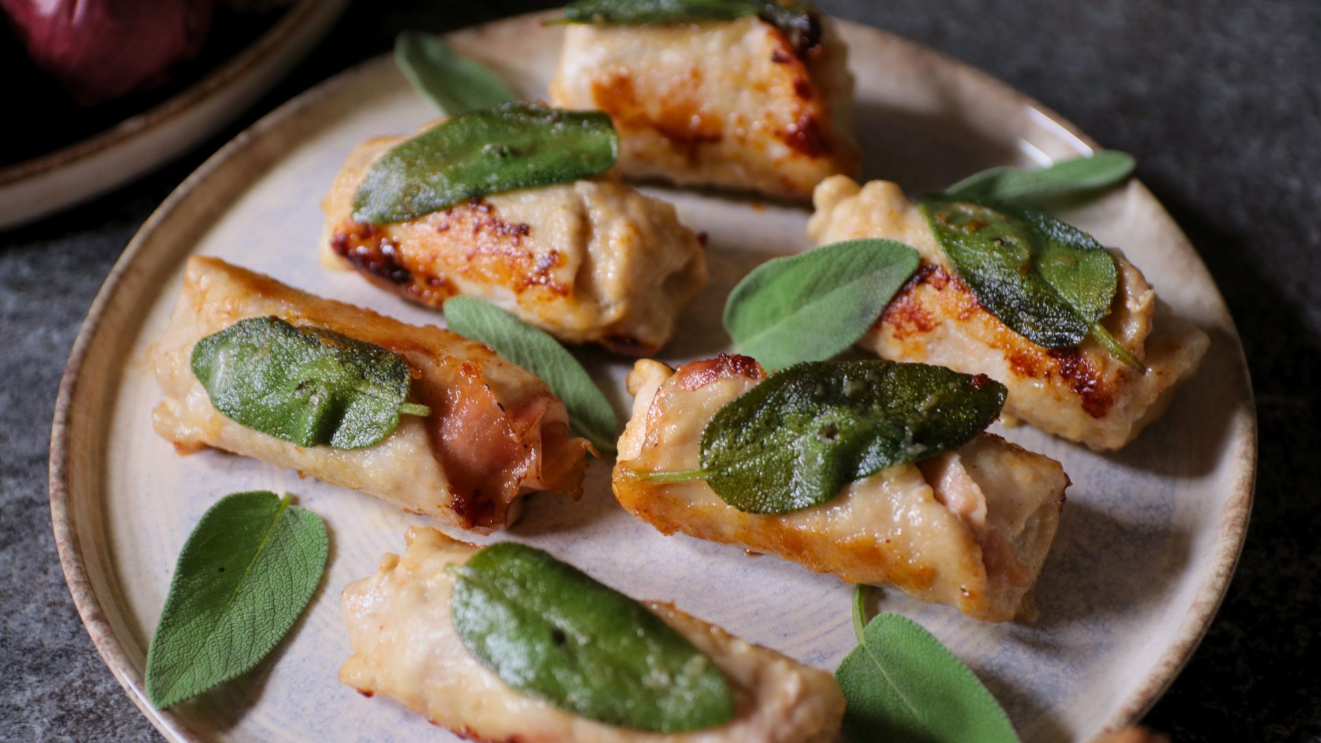 Involtini allo speck, birra e Raspadura Bella Lodi