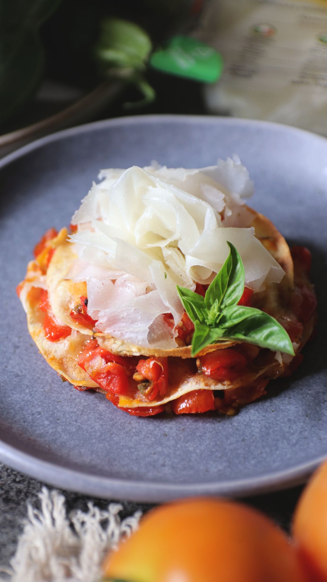 Millefoglie di carasau con Raspadura Bella Lodi