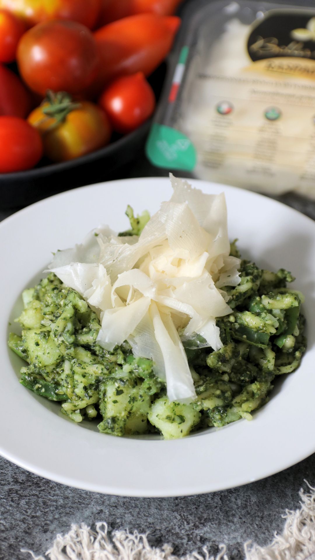 Trofie con patate, fagiolini e Raspadura Bella Lodi