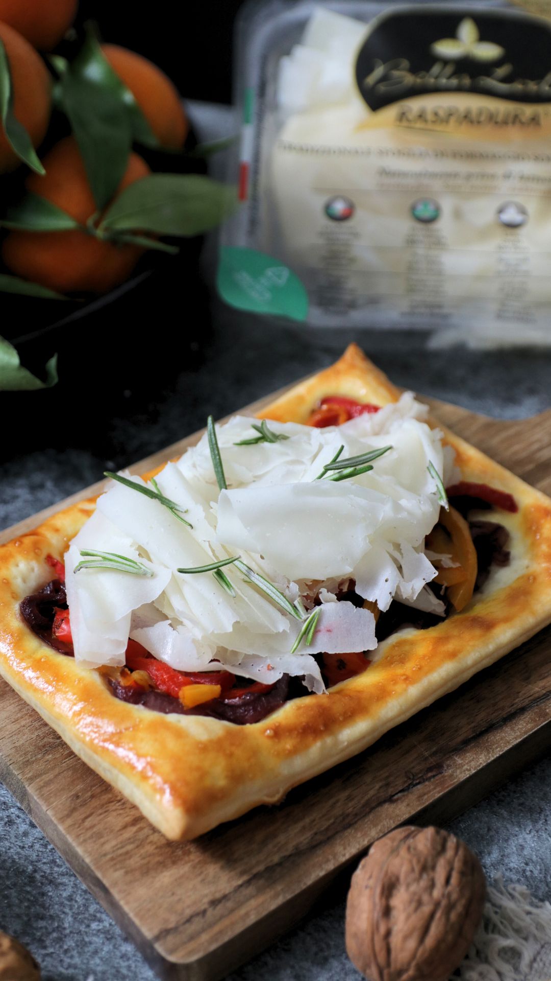 Sfoglie ai peperoni grigliati, cipolle al Porto e Raspadura Bella Lodi