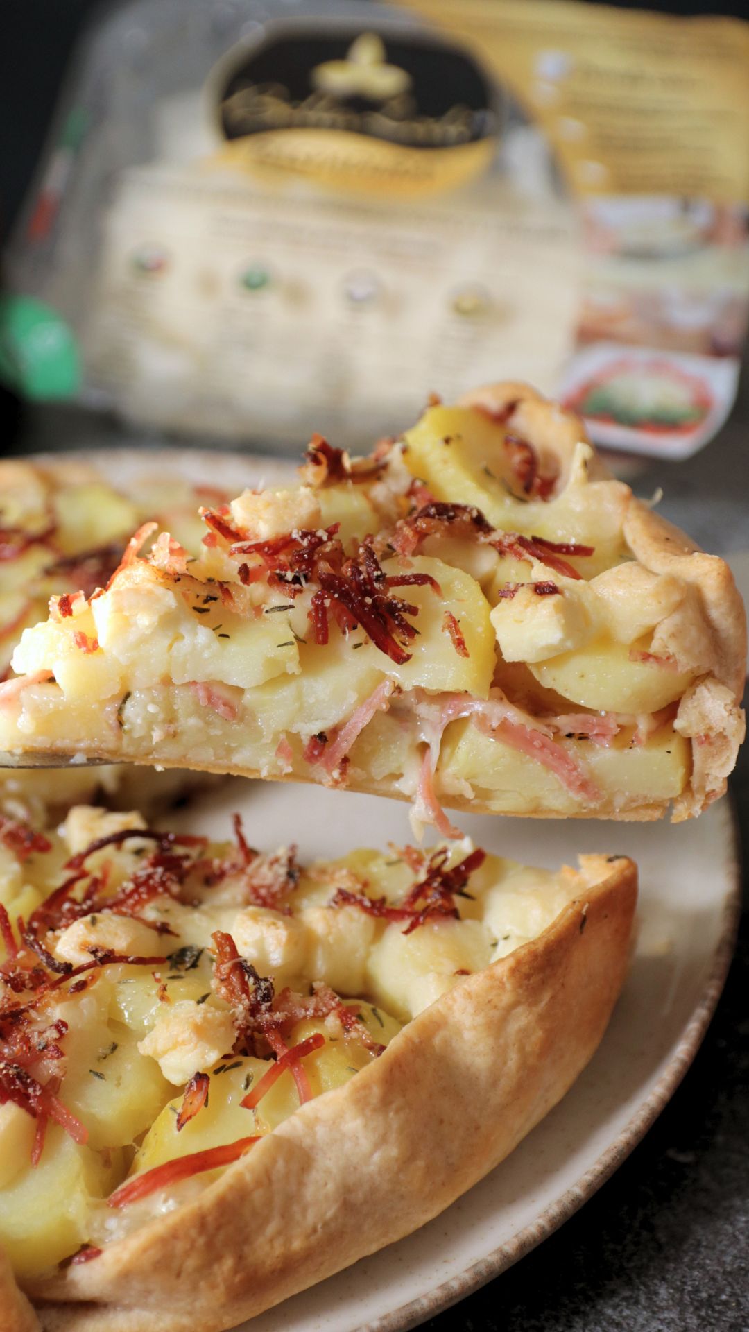 Torta rustica di patate, Salva Cremasco, speck e Raspadura Bella Lodi